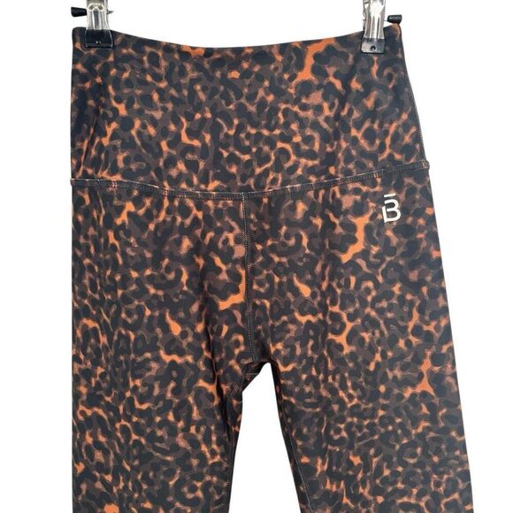 BEYOND YOGA X barre 3 Animal Print Leggings Black/Brown Size See Measurements - Picture 2 of 8